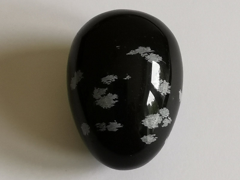 Obsidian Snowflake Egg