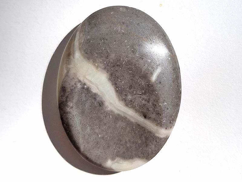 Jasper Shell Thumb Stone