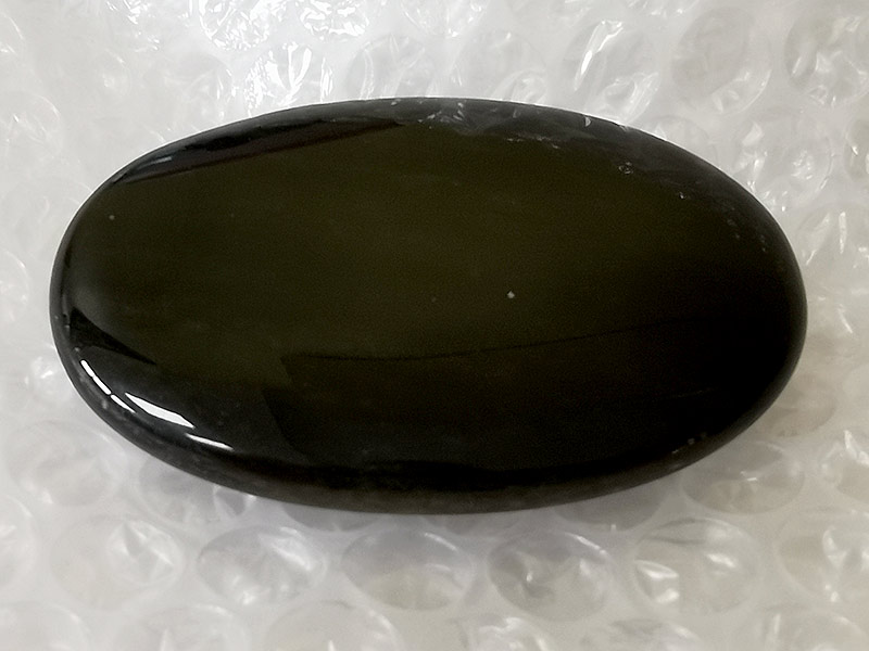 Obsidian Sheen Palm Stone